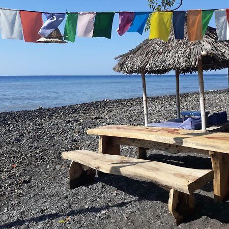 Barracuda Beach Hostel Amed Exterior foto